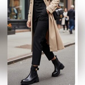 Steve Madden women's  Black Ribbed Sole Boots Size # 8.0